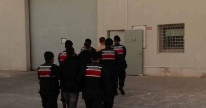 ARANAN ŞAHISLAR AYNI EVDE YAKALANDI