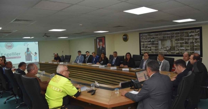 AYDIN’DA ENGELLİ BİREYLERİN SORUNLARI MASAYA YATIRILDI