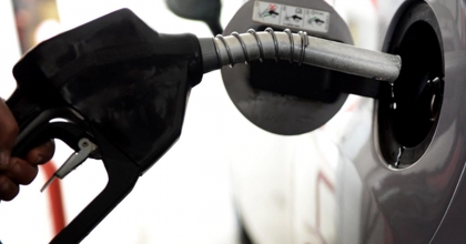 BENZİNE İNDİRİM GELDİ