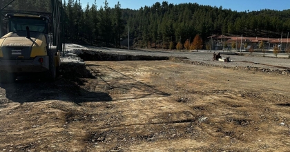 BEYAĞAÇ’TA 50 KİŞİNİN ÇALIŞACAĞI ATÖLYENİN TEMELİ ATILDI