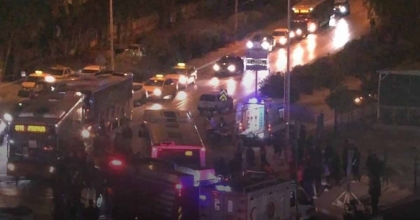 BELEDİYE OTOBÜSÜNÜN ÇARPTIĞI GENÇ KIZ HAYATINI KAYBETTİ