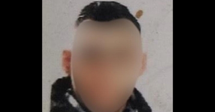 CEZAEVİNDEN TAHLİYE OLDU KAYINPEDERİNİ VE EŞİNİ BIÇAKLADI