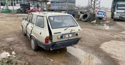 ÇOCUĞUN KULLANDIĞI ARACIN KARIŞTIĞI KAZADA 6 KİŞİ YARALANDI