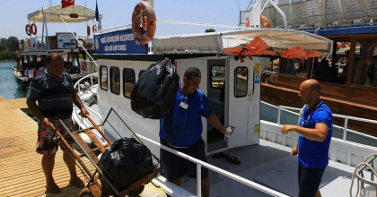 DENİZLERDEN 7 MİLYON LİTRE PİS SU TOPLANDI