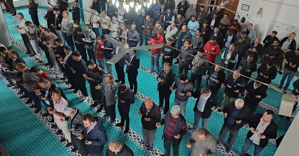 ELLER SEMAYA RAHMET İÇİN AÇILDI