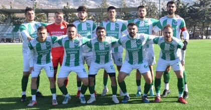 GÜRPINAR ESTİ GÜRLEDİ 4-0