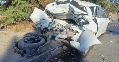 HURDAYA DÖNEN OTOMOBİLDEN SAĞ ÇIKTI