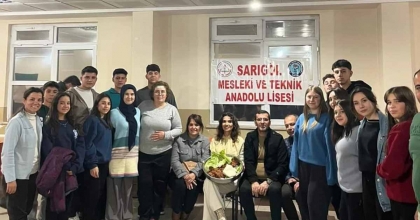 İLÇE MİLLİ EĞİTİM MÜDÜRÜNDEN YATILI ÖĞRENCİLERE ÇİĞ KÖFTE SÜRPRİZİ