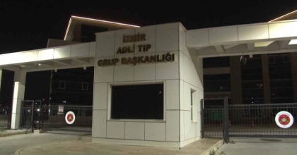 İZMİR'DE 2 KİŞİ TARAFINDAN BIÇAKLANAN ŞAHIS HAYATINI KAYBETTİ