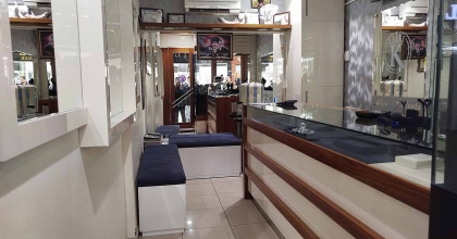 İZMİR’DE 23 KİŞİYİ DOLANDIRAN KUYUMCU KARDEŞLER YAKALANDI