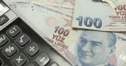 KAMU BANKALARI BİR AYDA 4,5 MİLYAR LİRALIK BORÇ YAPILANDIRDI