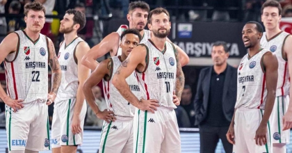 KARŞIYAKA BASKETBOL'DA OYUNCULAR YOL AYRIMINDA
