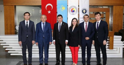 KAZAKİSTAN HEYETİNDEN MANİSA TSO'YA ZİYARET