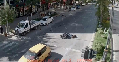 KÜTAHYA'DA TRAFİK KAZALARI SANİYE SANİYE KAMERAYA YANSIDI
