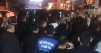 MECLİS TOPLANTISI SONRASI MHP VE CHP'LİLER ARASINDA ARBEDE