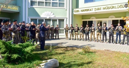 ÖZEL HAREKAT EKİPLERİ DUALARLA GÖREVE UĞURLANDI