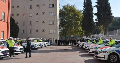 SALİHLİ EMNİYETİNE 17 YENİ ARAÇ