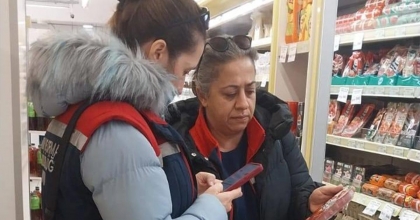 SÖKE'DE MARKETLER EŞZAMANLI DENETLENDİ