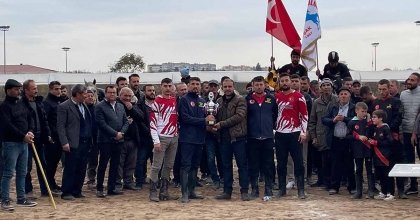 UŞAK EKİBİ, ATLI CİRİT TÜRKİYE ŞAMPİYONU OLDU