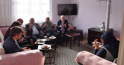 VALİ COŞKUN, ŞEHİT AİLESİNİ ZİYARET ETTİ