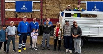 YANGIN MAĞDURU ÇİFTÇİLERE 225 TON YEM DESTEĞİ