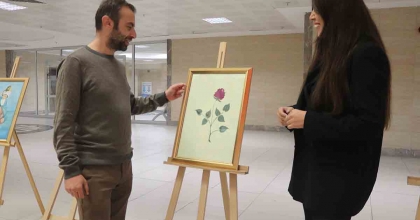 YÜKÜMLÜLERİN YAPTIĞI EBRU VE RESİMLER GÖZ DOLDURDU