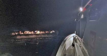 YUNANİSTAN’IN GERİ İTTİĞİ 11’İ ÇOCUK 29 DÜZENSİZ GÖÇMEN KURTARILDI  