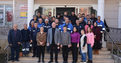 BAŞKAN KUMRAL BELEDİYE ÇALIŞANLARININ YENİ YILINI KUTLADI