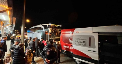 FETHİYE'DE 140 DÜZENSİZ GÖÇMEN YAKALANDI