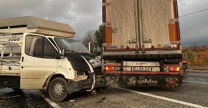 AYNI YOLDA ÜST ÜSTE İKİ KAZA