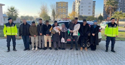 AYDIN’DA 10 DÜZENSİZ GÖÇMEN, BİR ORGANİZATÖR YAKALANDI