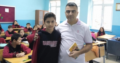 ÇOCUKLARIN ARKADAŞLARI İÇİN BAŞLATTIĞI ‘ASKIDA TOST’ PROJESİ YÜREKLERİ ISITTI