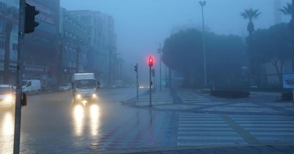 DENİZLİLİLER GÜNE SİSLE UYANDI