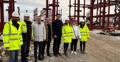 İKİ HASTANEDE İNŞAAT SÜRÜYOR