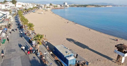 DİDİM'DE ARALIK GÜNEŞİ ALTINKUM SAHİLİ'Nİ CANLANDIRDI