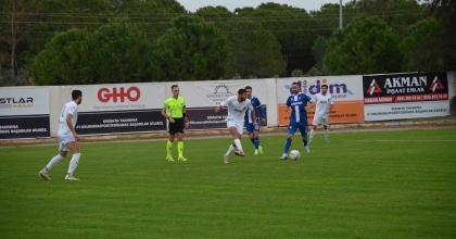 EFELER 09 SK, KARABÜK’Ü ÜÇ GOLLE GEÇTİ