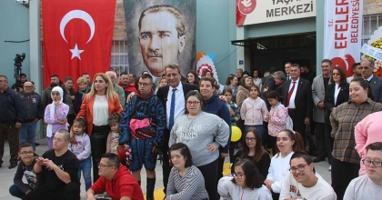 EFELER'İN ENGELSİZ YAŞAM MERKEZİ HİZMETE AÇILDI