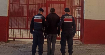 EŞ ZAMANLI OPERASYONLARDA 60 ŞAHIS YAKALANDI