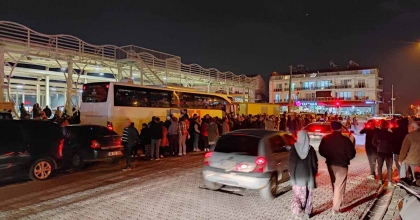 FETHİYE’DE UMRE KAFİLESİNE OTOMOBİL ÇARPTI: 3 YARALI  