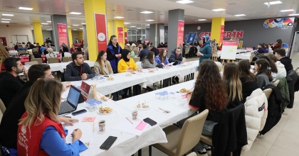 GENÇLER ÇALIŞTAYDA BULUŞTU