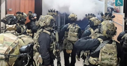 GÜNEY KORE’DE SIKIYÖNETİM KRİZİ