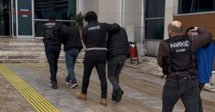 HAYVAN DAMINDA UYUŞTURUCU SATAN 3 KİŞİ TUTUKLANDI