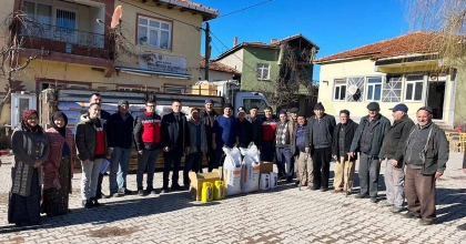 HİSARCIK’TA 23 ORGANİK ADAÇAYI ÜRETİCİSİNE GÜBRE DESTEĞİ