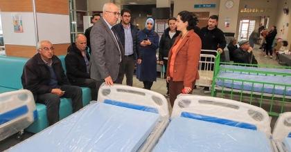 İLÇE BELEDİYESİ HASTANEYE YATAK BAĞIŞLADI