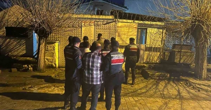JANDARMANIN TİTİZ ÇALIŞMASI SONUÇ VERDİ, HAYVAN HIRSIZLARI YAKALANDI