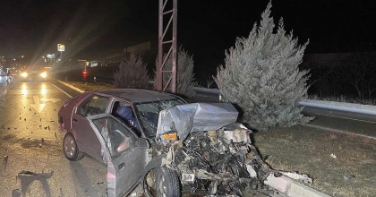 KULA'DA ÜÇ ARAÇLI ZİNCİRLEME KAZA: 3 YARALI