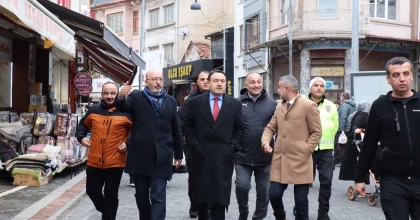 KÜTAHYA'NIN TARİHİ ÇARŞILARI İHTİŞAMINA KAVUŞUYOR