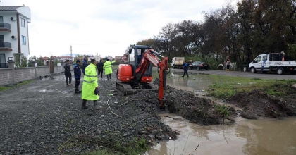 MUSKİ EKİPLERİNDEN YAĞMUR MESAİSİ