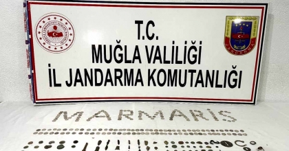 MARMARİS’TE TARİHİ ESER KAÇAKÇILARI JANDARMAYA YAKALANDI