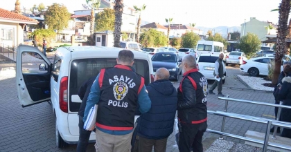 ON FARKLI MARKETTEN HIRSIZLIK YAPMIŞTI, YAKALANDI